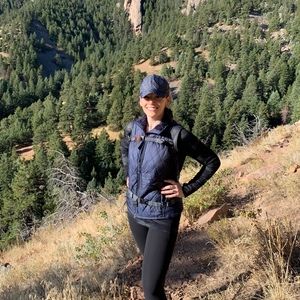 Meet your Posher, Laura